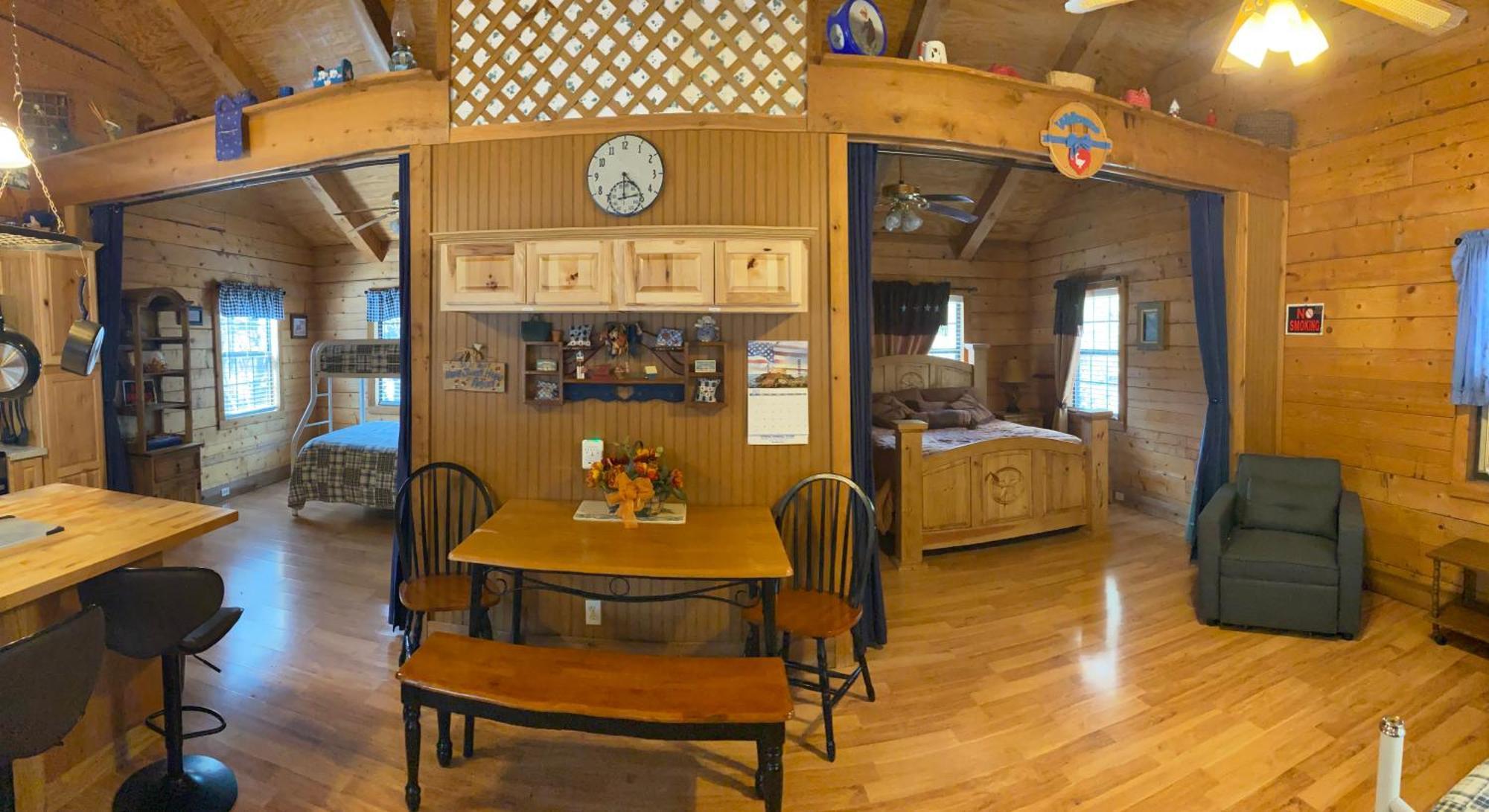A Peace Of Heaven Cabins And Rv Vanderpool Exterior foto